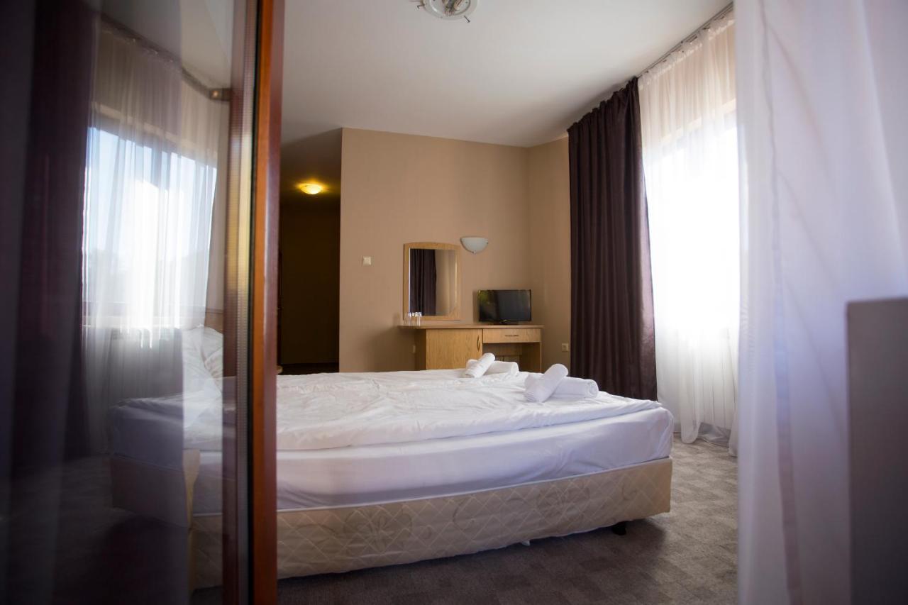 Family Prim Hotel Sandanski Eksteriør billede